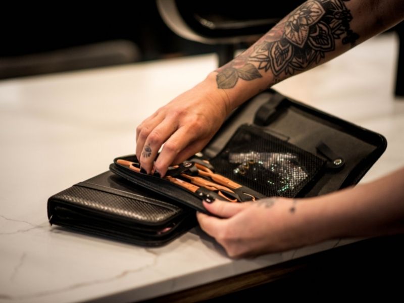 How to choose hair scissors for cutting hair